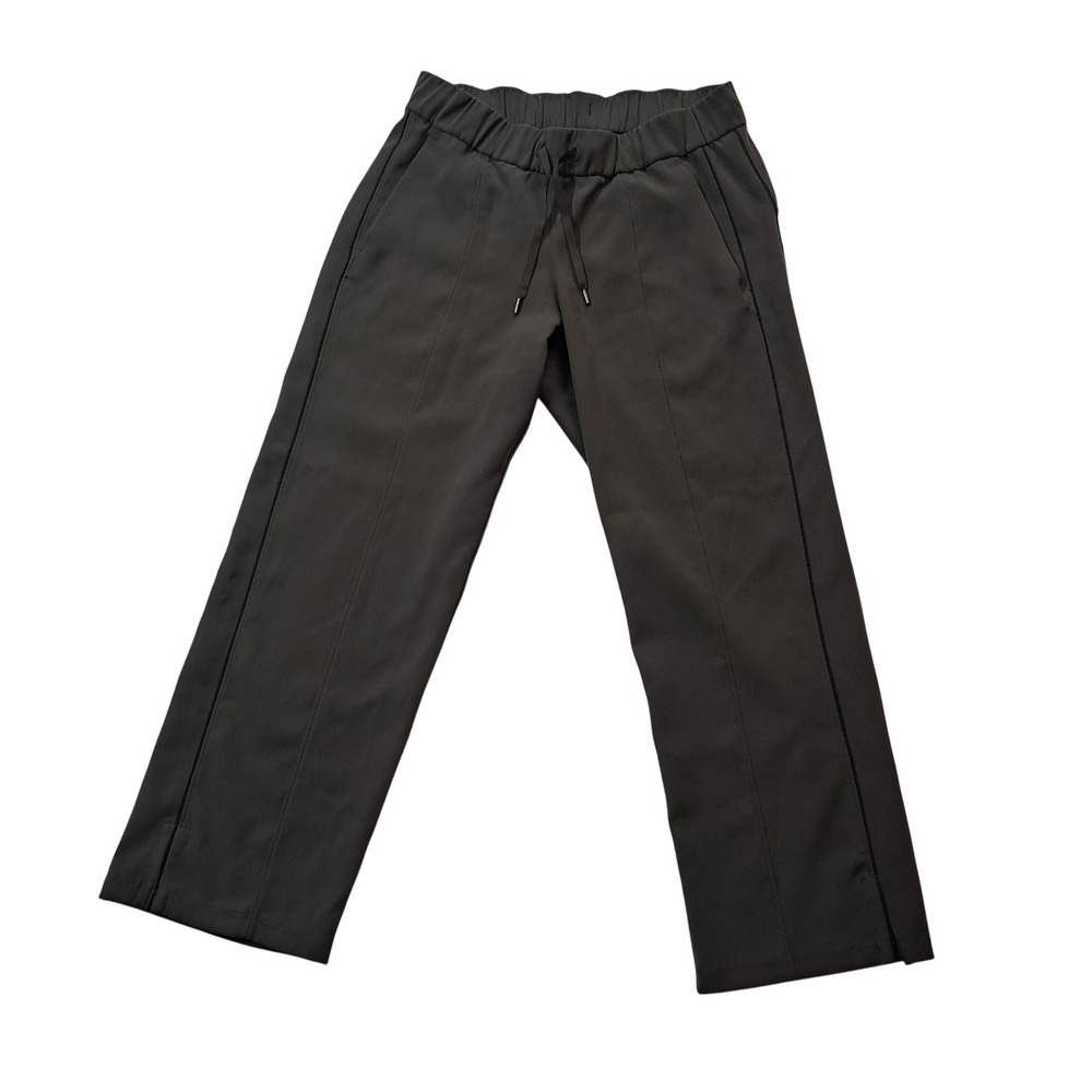 Lululemon On the Right Track Pants Womens 6 Olive Green 7/8 Activewear Running